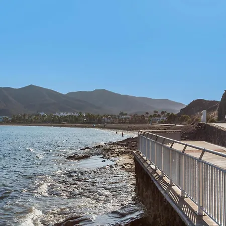 Neral Relax Casa de Férias *